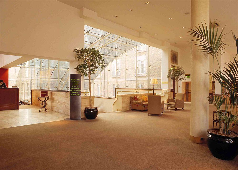 Clayton Hotel Ballsbridge Дъблин Екстериор снимка