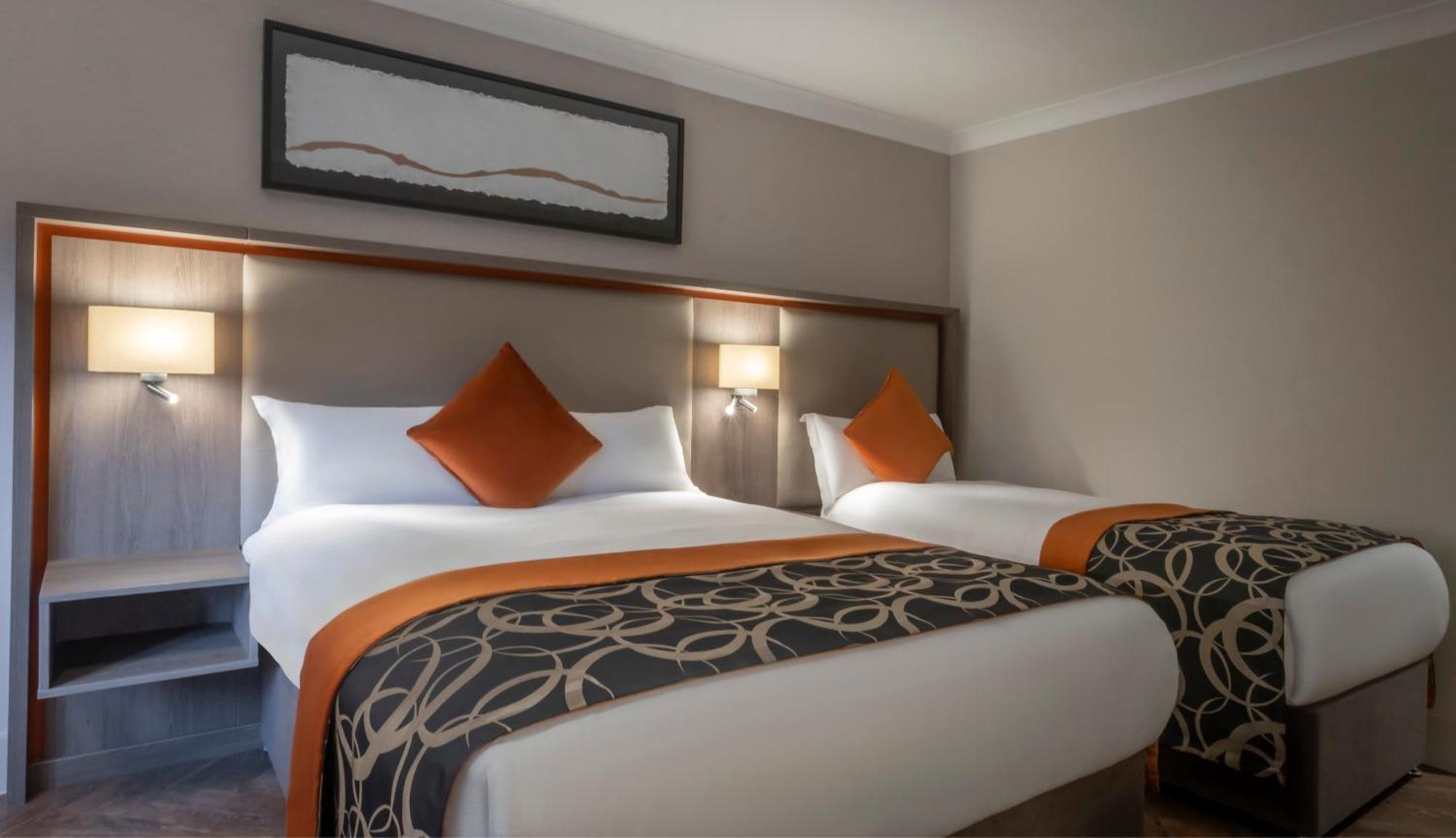 Clayton Hotel Ballsbridge Дъблин Екстериор снимка
