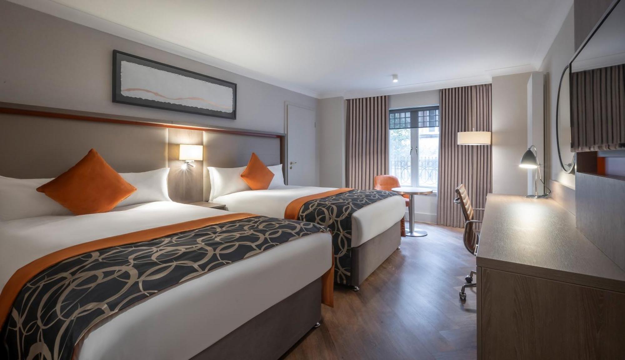 Clayton Hotel Ballsbridge Дъблин Екстериор снимка