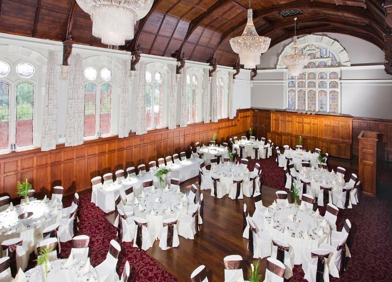 Clayton Hotel Ballsbridge Дъблин Екстериор снимка