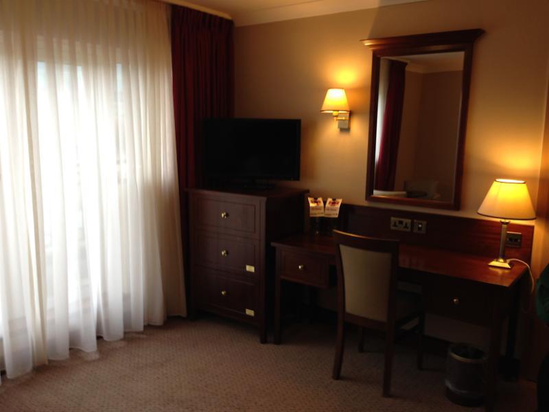 Clayton Hotel Ballsbridge Дъблин Екстериор снимка