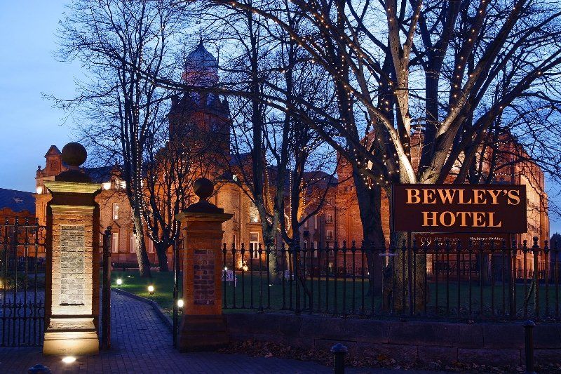 Clayton Hotel Ballsbridge Дъблин Екстериор снимка