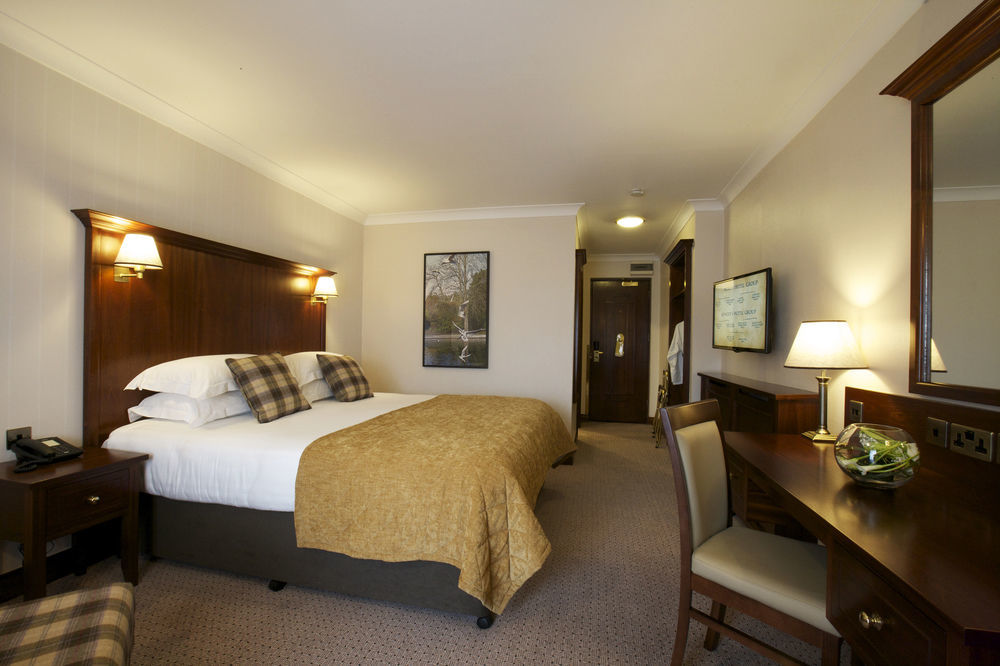 Clayton Hotel Ballsbridge Дъблин Екстериор снимка