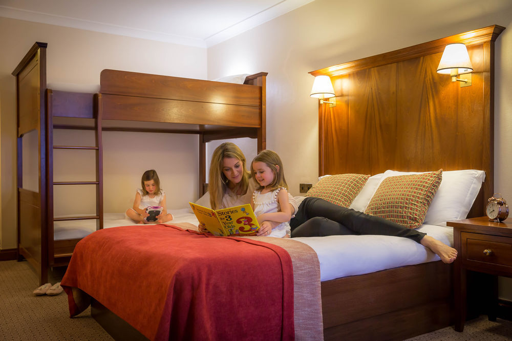 Clayton Hotel Ballsbridge Дъблин Екстериор снимка